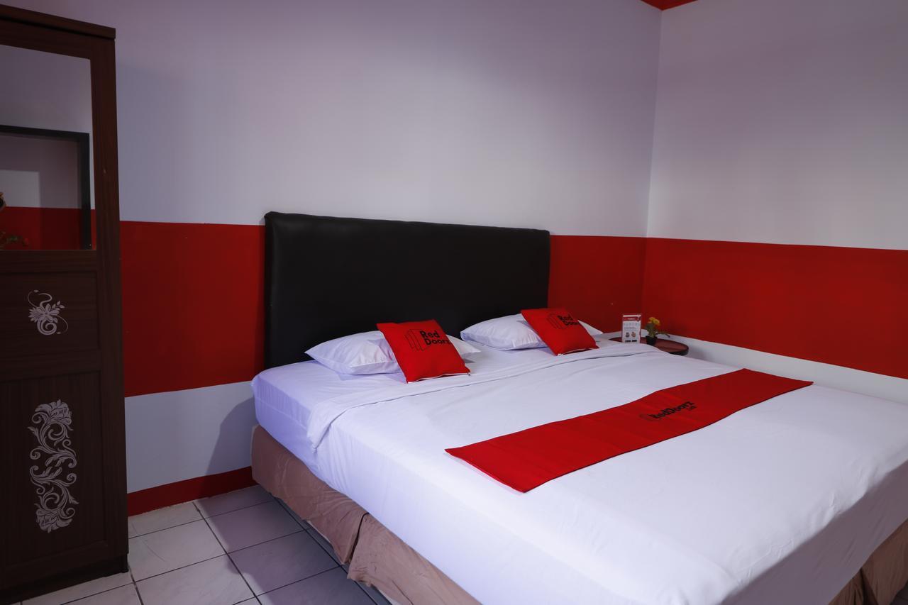 Reddoorz Plus @ Samratulangi Manado Exteriér fotografie