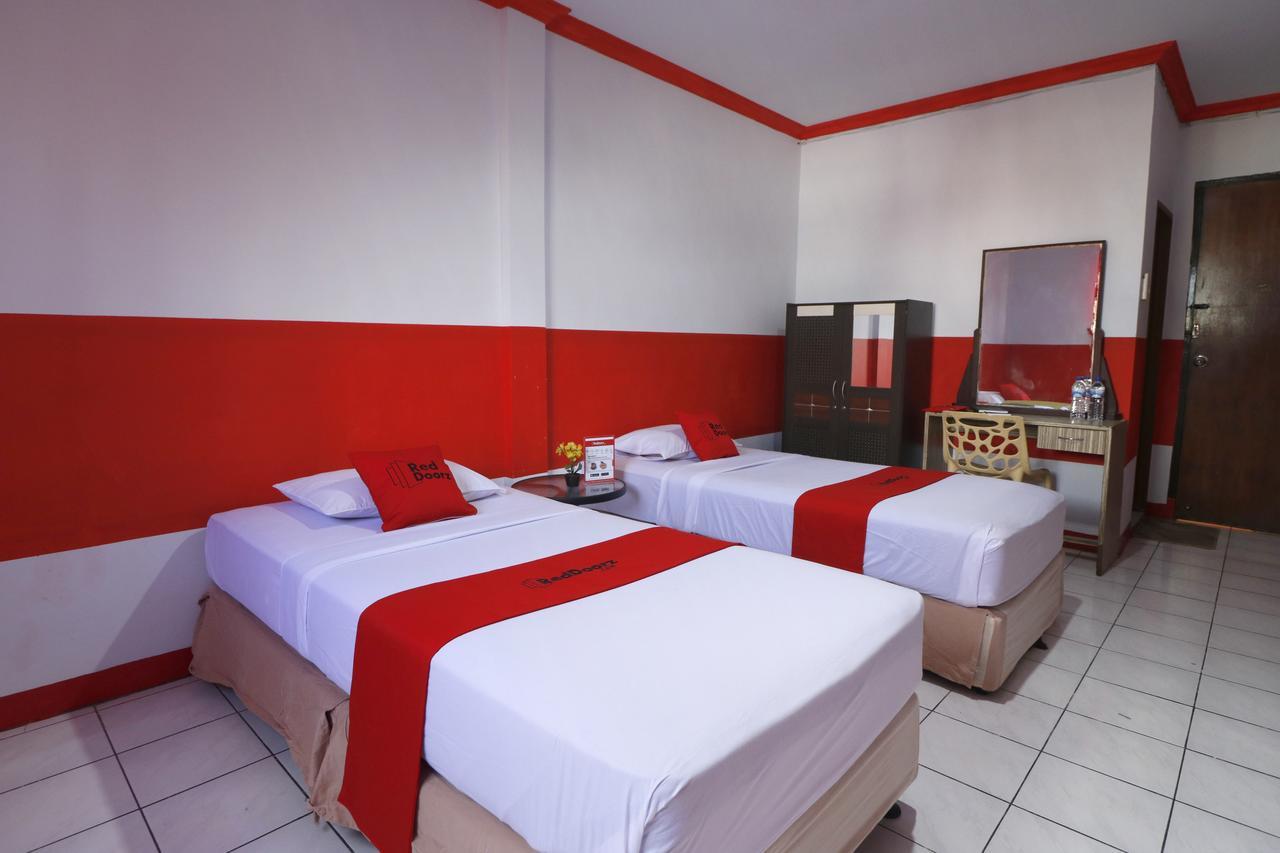 Reddoorz Plus @ Samratulangi Manado Exteriér fotografie