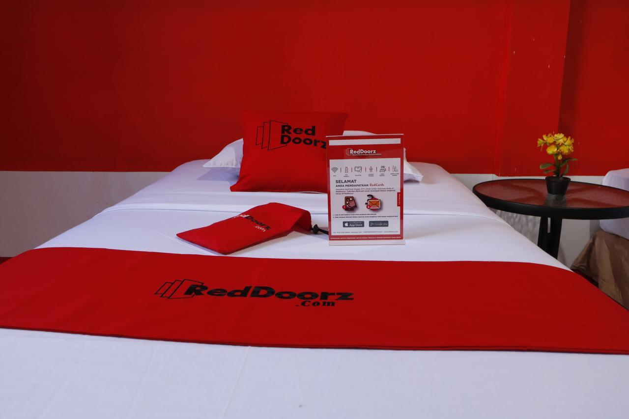 Reddoorz Plus @ Samratulangi Manado Exteriér fotografie