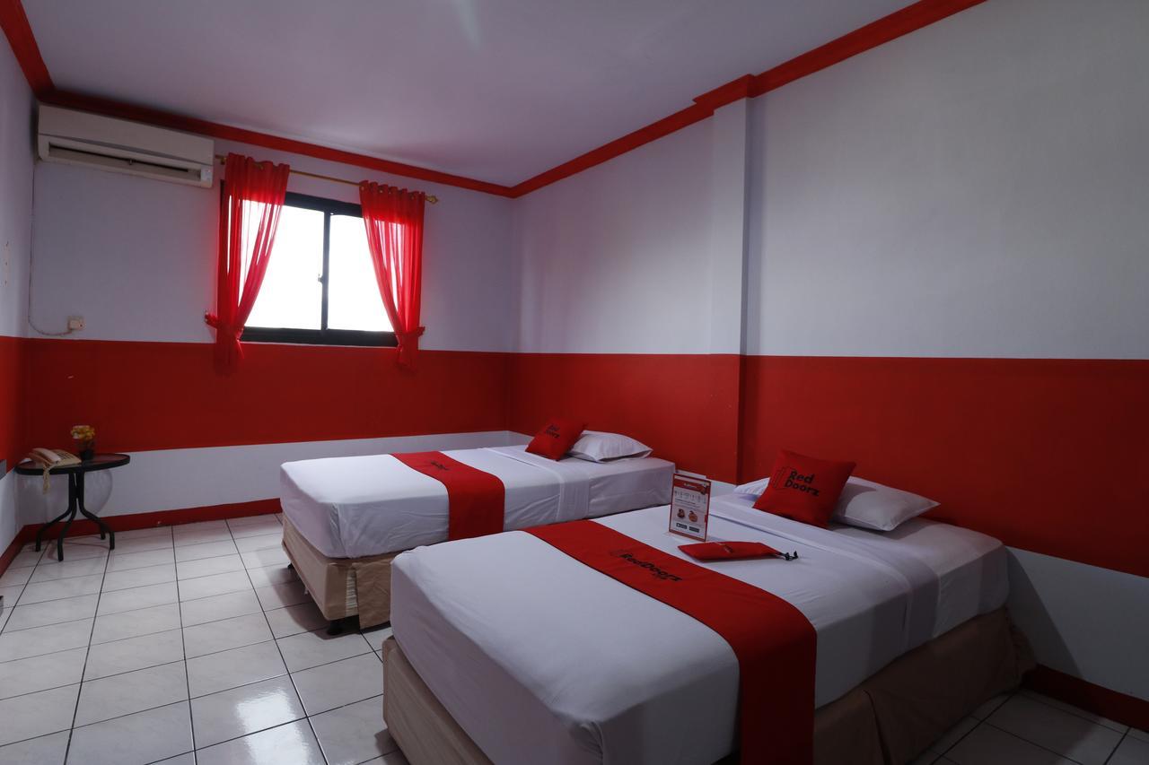 Reddoorz Plus @ Samratulangi Manado Exteriér fotografie