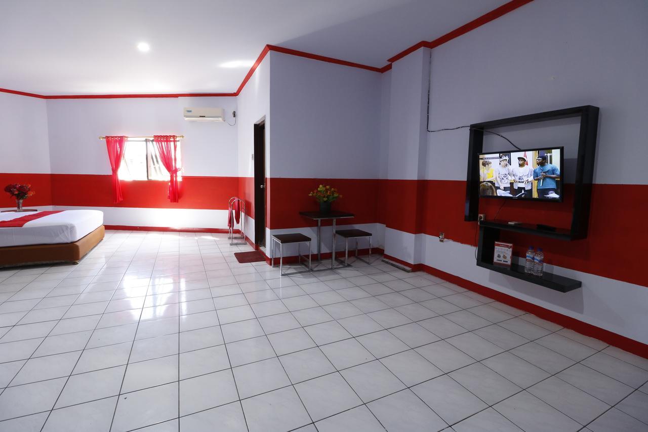 Reddoorz Plus @ Samratulangi Manado Exteriér fotografie